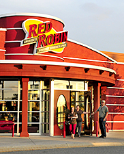 Maine Commercial & Retail Photography - Red Robin Restaurant Entrance and Customers